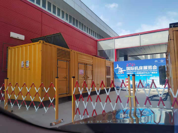 向阳发电车出租-发电机无电压或电压太低怎么办？
