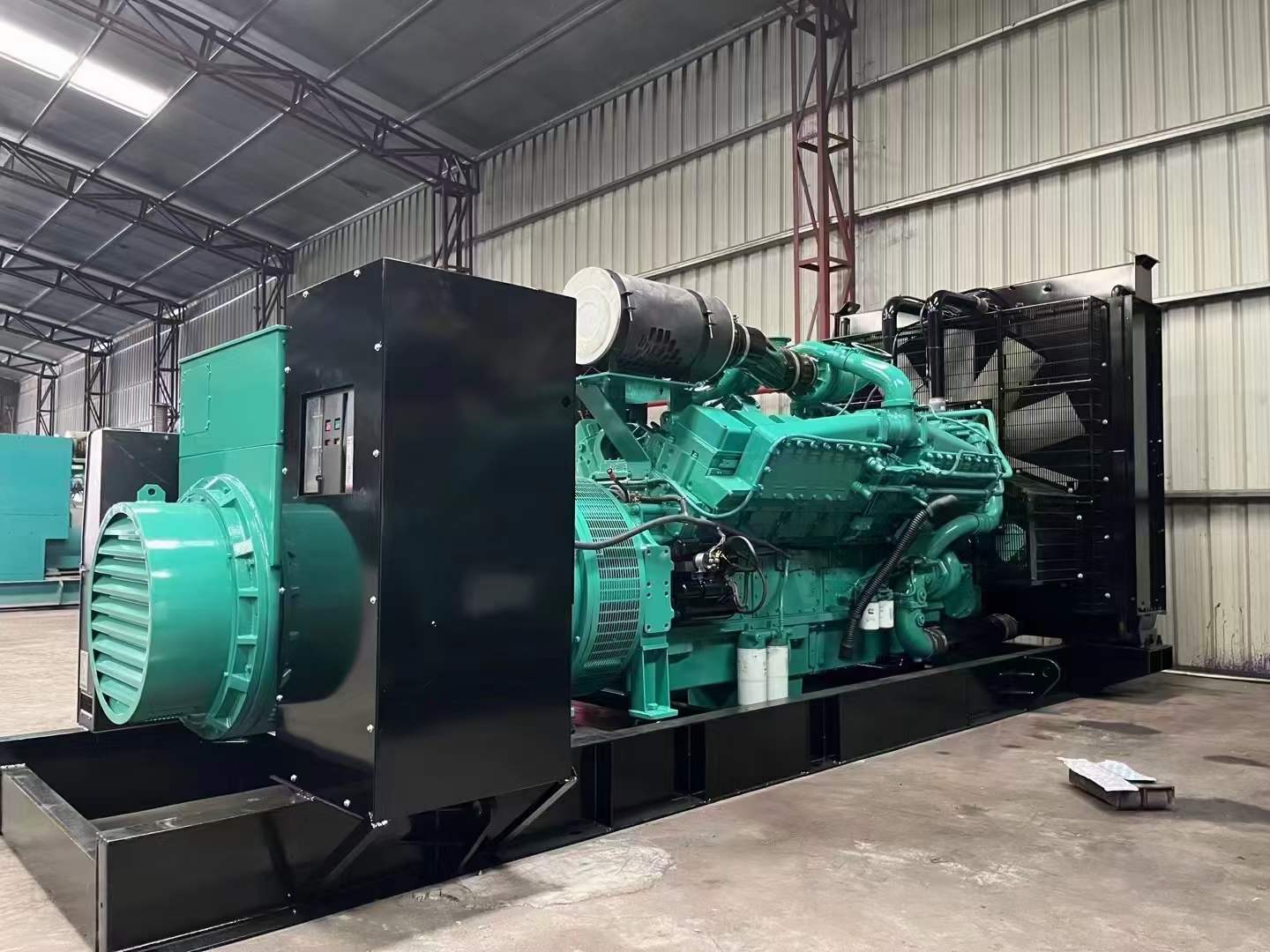 向阳如何降低 800kW 柴油发电机输出电流的波动?